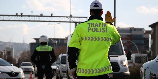 Trafikte sadece 1 haftada yaklaşık 500 bin araça işlem yapıldı!