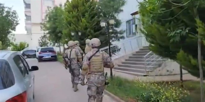 FETÖ, Türkiye'de sıfırdan yapılanmak için harekete geçmiş