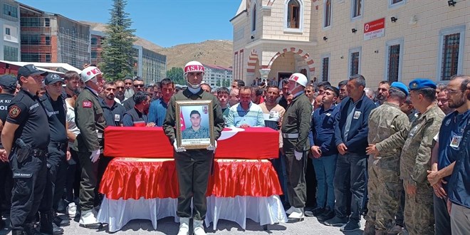 Şehit Celattin Uyanık, Bitlis'te son yolculuğuna uğurlandı
