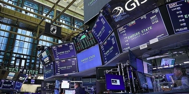 Fed Başkanı Powell'dan faiz indirimi sinyali