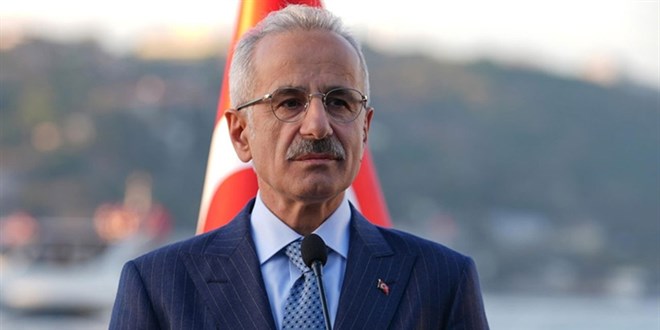 Ulaştırma Bakanı Uraloğlu'na otoyolda jandarmadan hız cezası