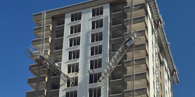 Ankara'da yük asansöründen düşen 2 işçi öldü