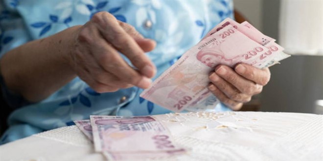 65 Yaş Aylığına Düzenleme: Nafaka Alanlar da Kapsama Alındı