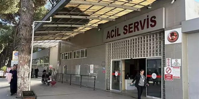 60 hastane personeli, gıda zehirlenmesi şüphesiyle acil servise başvurdu