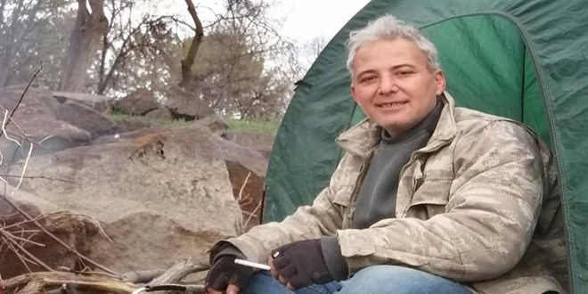 Motosikletle otomobil çarpıştığı kazada matematik öğretmeni hayatını kaybetti
