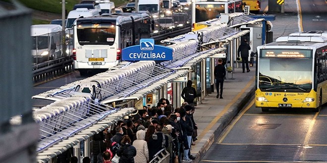 İstanbul'da 1 Ocak'ta Toplu Ulaşım Kararı - Memurlar.Net