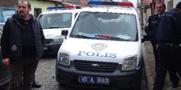 Turgutlu'da polis aracna saldr