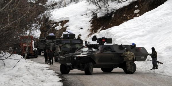 Tunceli'de, 2 metre kar ve eksi 20 derecede PKK'ya operasyon