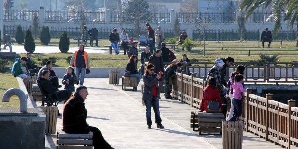 Ankara ve stanbul'da bahar havas