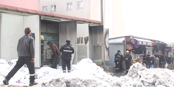 Hakkari'de trafo patlad