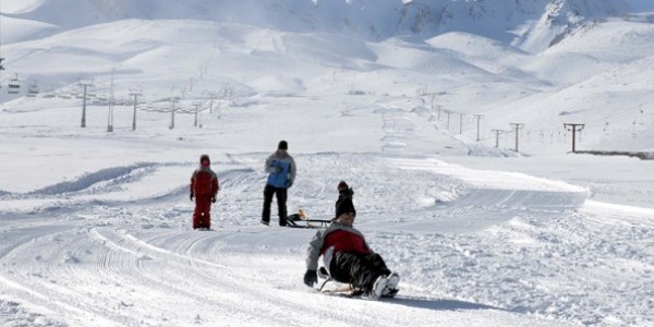 Erciyes'te kar kalnl 240 cm.'ye kt