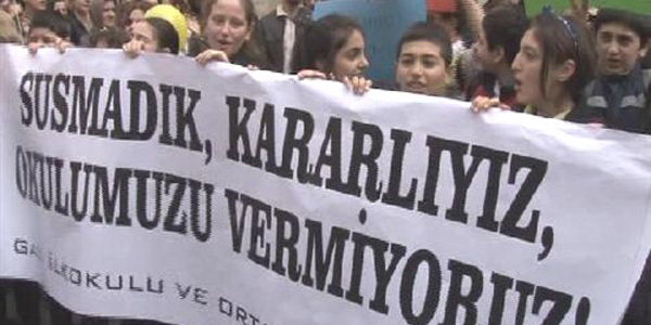 Fatih'te 'mam Hatip' protestosu