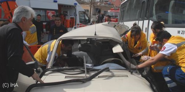 Elbistan'da trafik kazas: 2 yaral