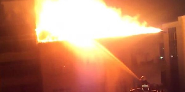 Kayseri'de 4 dkkan yanarak kl oldu