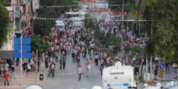 Adana'da Twtter'dan eylemleri kkrtt iddia edilenlere gzalt