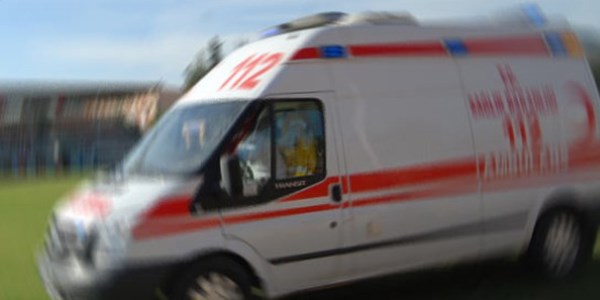 orlu'da trafik kazas : 1 bebek 2 l, 5 yaral