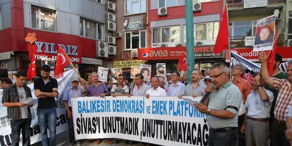 Katledilen aydn ve sanatlar Balkesir'de anld