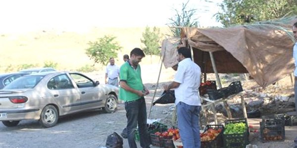 20 yllk karakol kyllerin sebze tezgah oldu