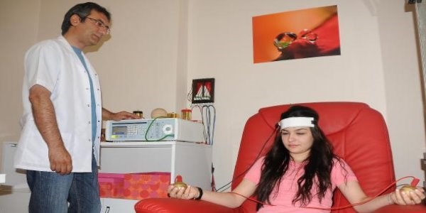 Ar sokmas alerjisi elektromanyetik dalgalarla tedavi ediliyor