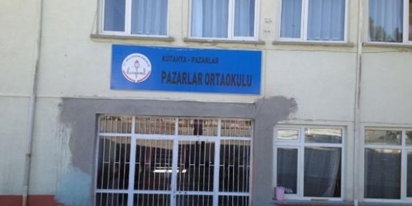 Pazarlar Ortaokulu'nun SBS baars yzde yz