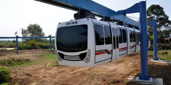 Trafik ilesine yerli mal 'monorail'