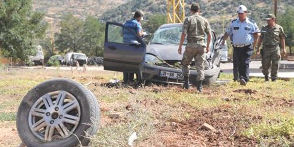 Gaziantep'te 2 otomobil arpt: 11 yaral