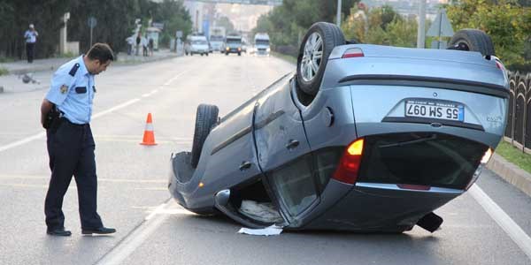 Samsun'da otomobil takla att: 2 yaral