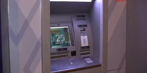 Emniyet mdrl yaknndaki ATM'ye dzenek kurdular