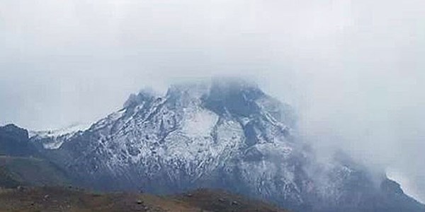 Erciyes'e mevsimin ilk kar yad