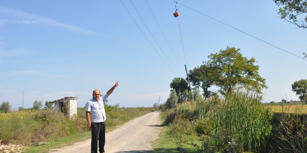 Elektrik tellerinin birbirine arpmasn nlemek iin ilgin yntem