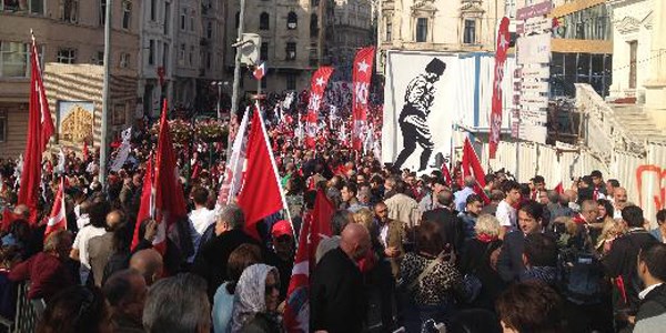 CHP'li Vekil ile bakomiser arasnda 'kimlik' tartmas