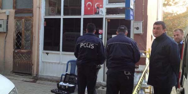 Pazarlar'da tekel bayisinde hrszlk