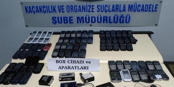 Yalova'da kaak telefon operasyonu