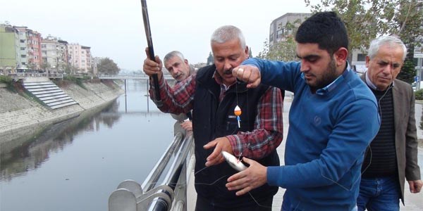 Asi Nehri'nde balk lmleri balad