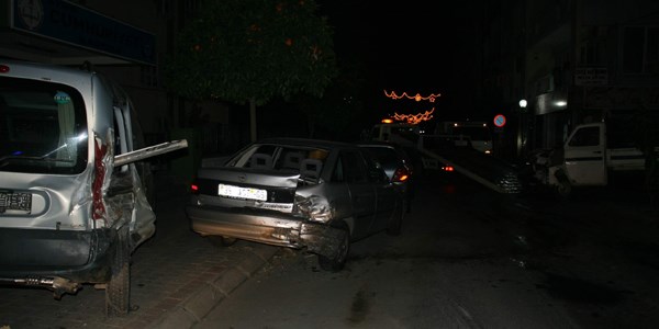 Alkol iede durduu gibi durmad, dz yolda kaza kanlmaz oldu