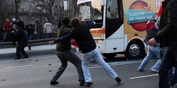 stanbul'da seim gerginlii