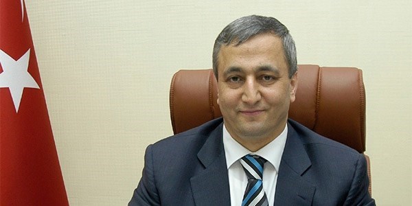 Müsteşar Nihat Tosun istifa etti