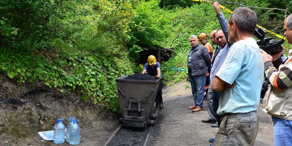 Zonguldak'taki madencilerin hznl mesaisi