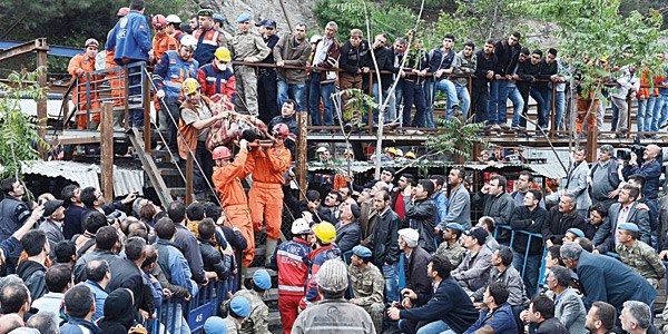 Soma'da defterler de sfrlanm