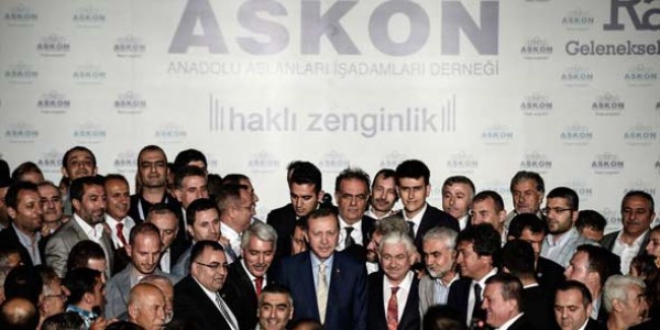 Erdoan: Cumhurbakan siyasetin dnda olmaz
