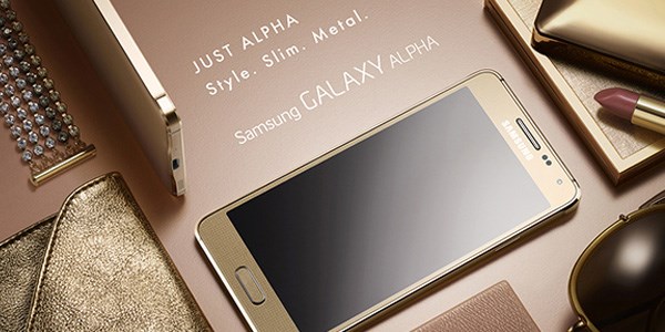 iPhone 6 gelmeden rakibi geldi: te Galaxy Alpha