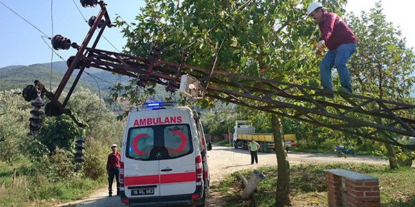 112 Acil Salk ekibi faciadan son anda kurtuldu