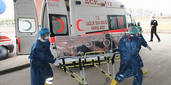 Hac'dan dnen yolcuda ebola phesi