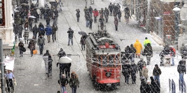 stanbul'a kar erken geliyor