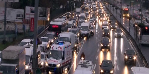 stanbul'da ylba trafii