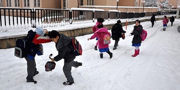 stanbul'da okullar yarn da tatil