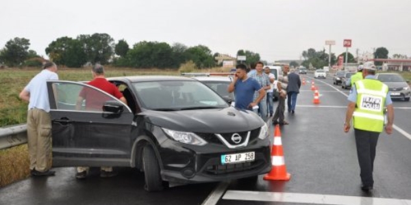 Dur ihtarna uymayan kadn src polisi yaralad