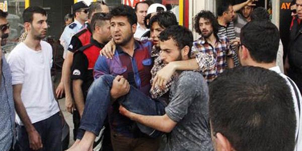 anlurfa'da Suriyeli gerginlii: 3 yaral, 15 gzalt