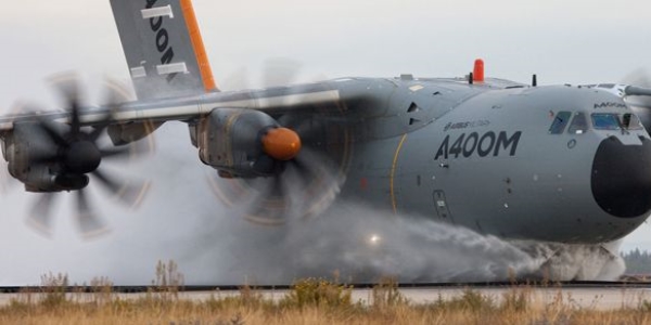 Airbus'tan A400M uyars