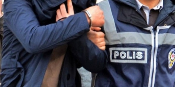 27 polis adliyeye sevk edildi